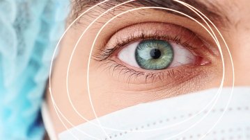 Screenshot video : Oeil qui regarde la caméra